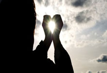 亚美国际入口:意甲第33輪AC米蘭2-0熱那亞 萊奧梅西亞斯破門.